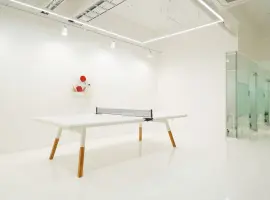 화이트 미니멀 오피스 휴게공간 인테리어